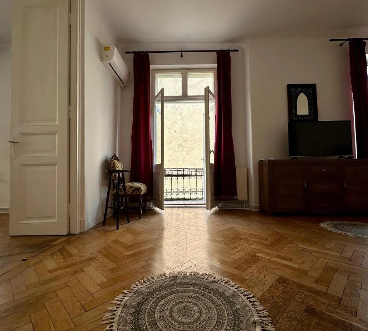 Ultra Central Villa Apartment Bucharest