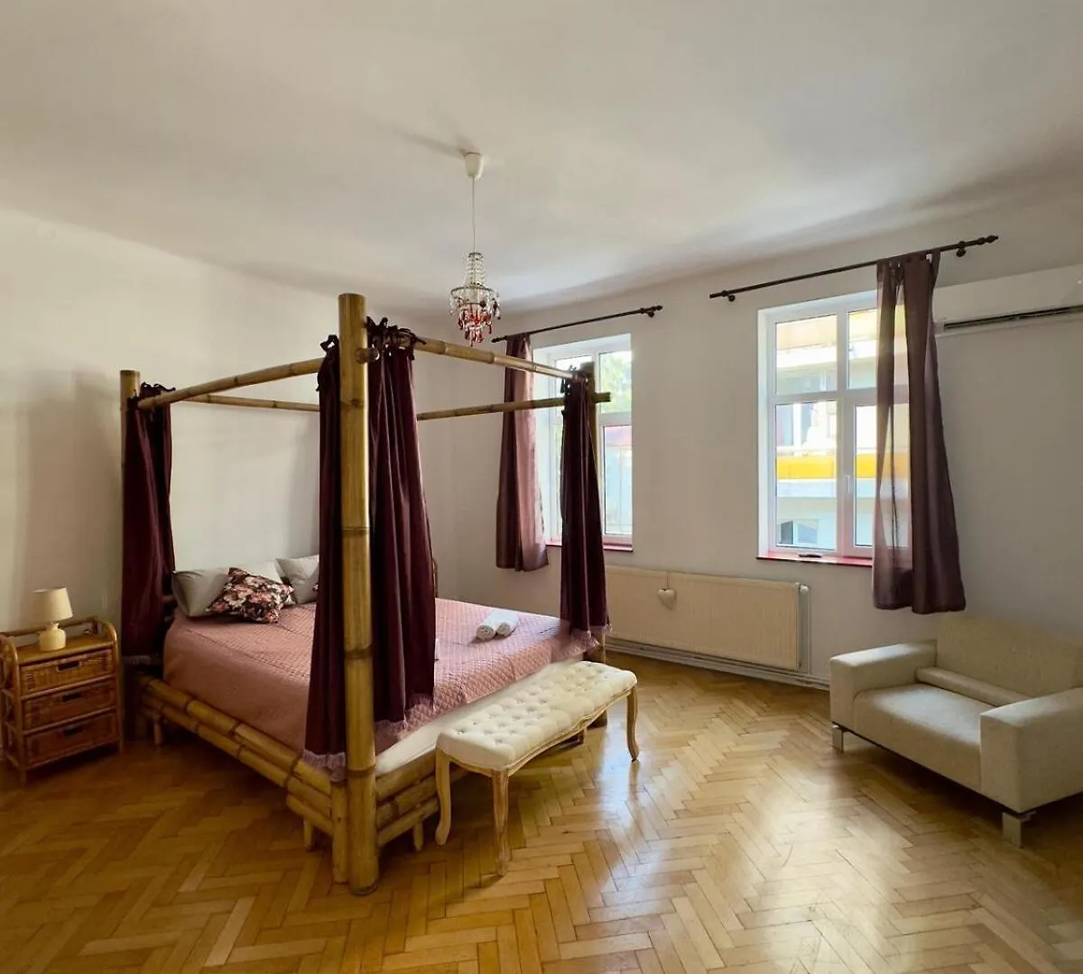 Ultra Central Villa Apartment Bucharest